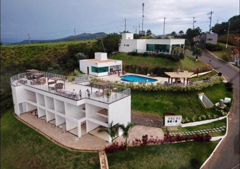 Casa Em Escarpas Do Lago Βίλα Capitólio Εξωτερικό φωτογραφία